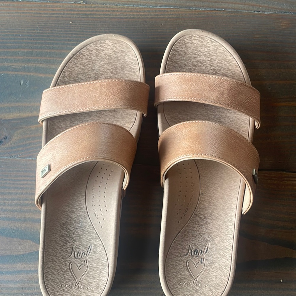 Reef size 11 sandals